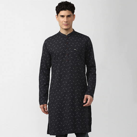 https://dropstyles.in/products/men-black-geometric-printed-kurta-1