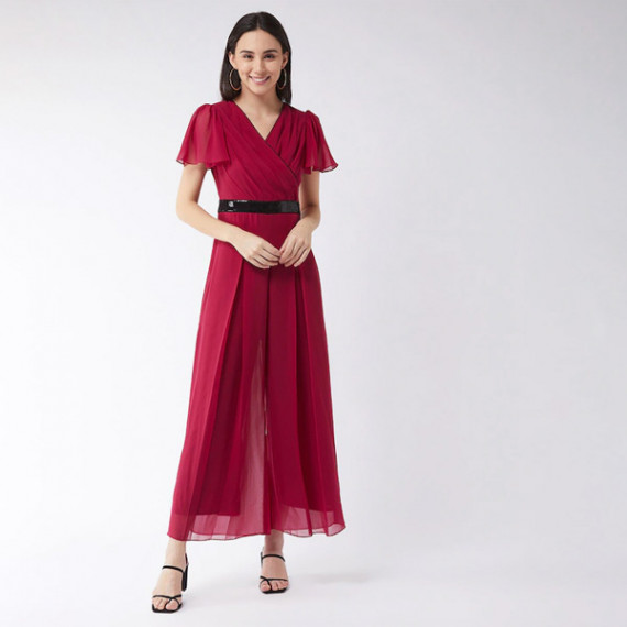 https://dropstyles.in/products/pink-black-pleated-jumpsuit-with-embellished-waist