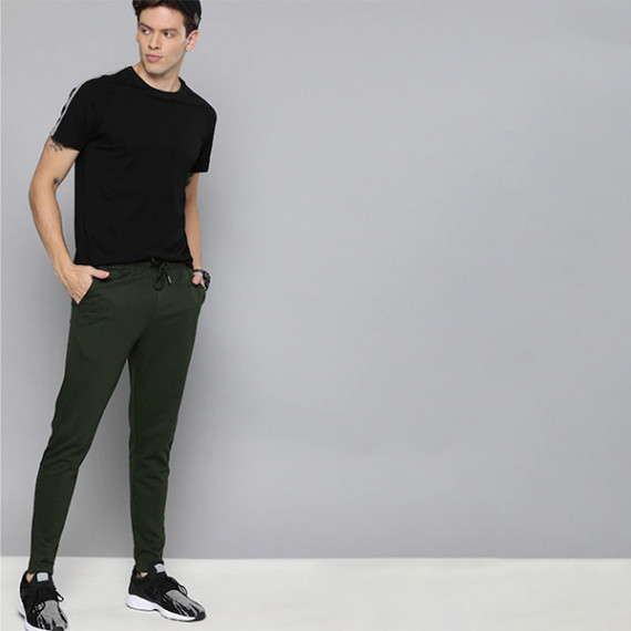 https://dropstyles.in/products/men-olive-green-straight-fit-solid-track-pants