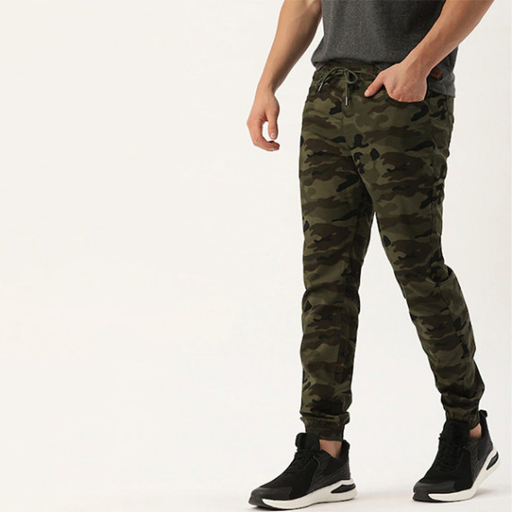 https://dropstyles.in/products/men-olive-green-camouflage-printed-slim-fit-joggers-trousers