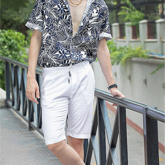 https://dropstyles.in/products/men-white-solid-slim-fit-regular-shorts