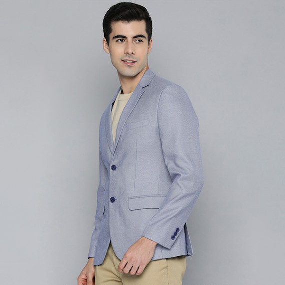 https://dropstyles.in/products/men-blue-self-design-textured-regular-fit-smart-casual-blazer